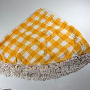 Vintage tablecloth with fringe 1970s yellow and white gingham 52 inch diameter